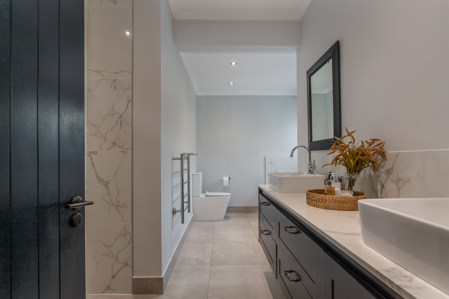 4 Bedroom Property for Sale in Franschhoek Western Cape